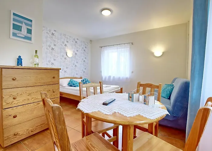 Biały łabędź Kretowiny